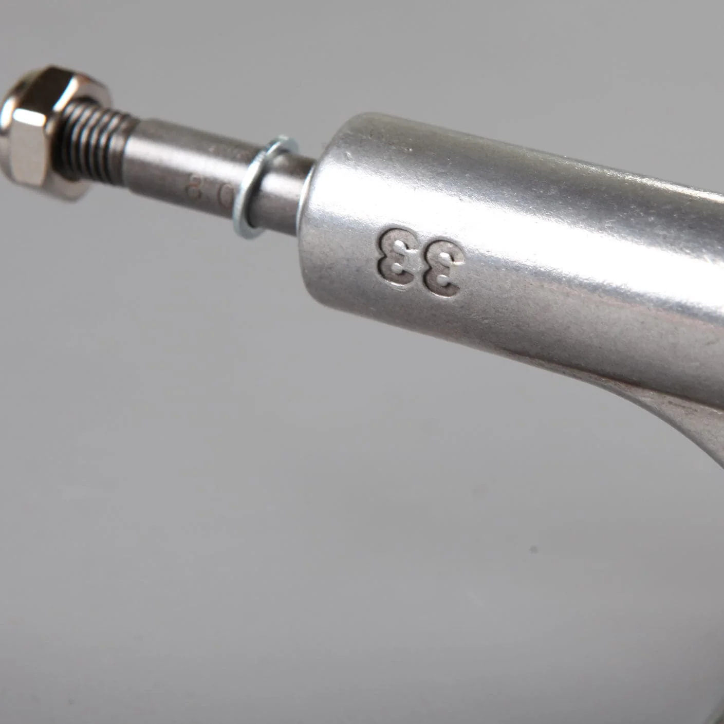 Ace 'AF1' 33s Trucks (Polished Silver) - Image 4