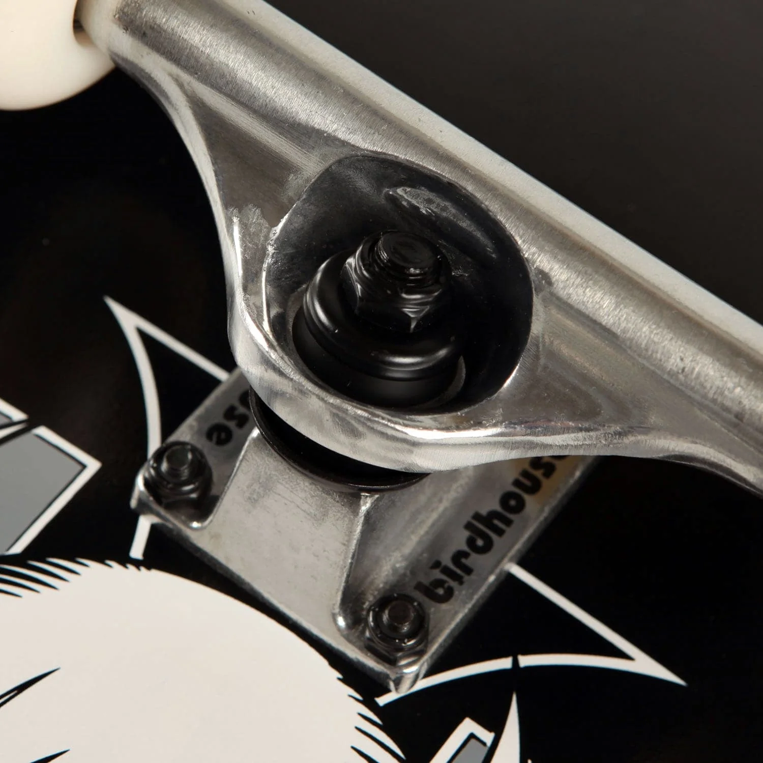 Birdhouse 'Crest' 8" Complete Skateboard (Black) - Image 3