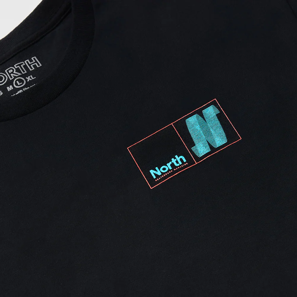 North 'N Logo' T-Shirt (Black / Blue / Red) - Image 4