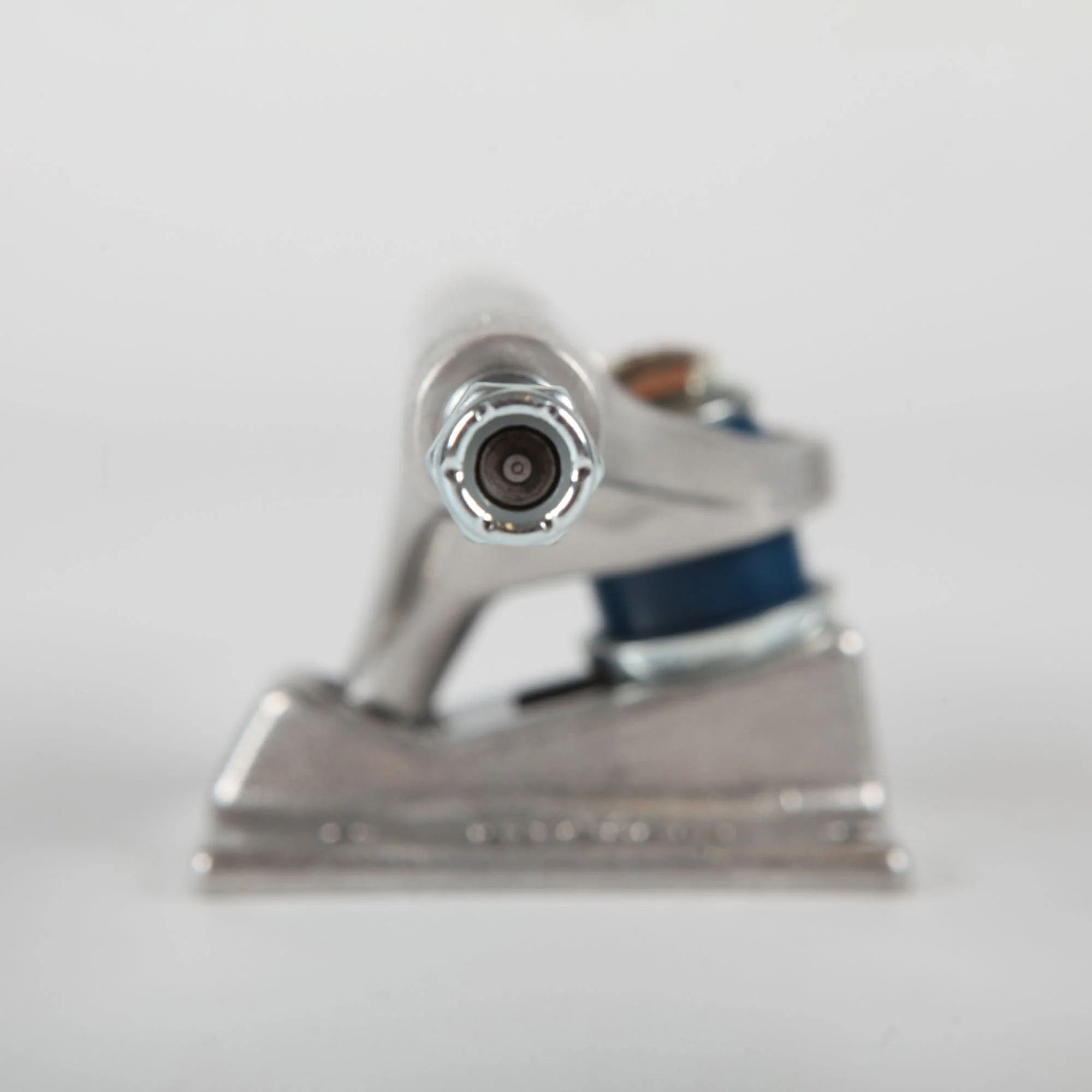 Royal 'Inverted' 139 Trucks (Raw) - Image 3